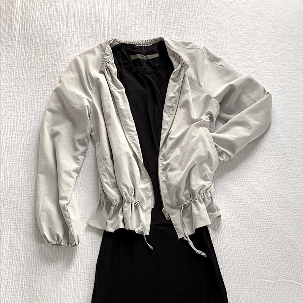 Zara Basic Lightweight Drawstring Hem Bomber! - image 4